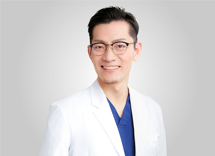 岡本 卓也先生の写真