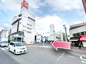東京中央美容外科高知院 とさでん交通 デンテツターミナルビル前駅ルート04